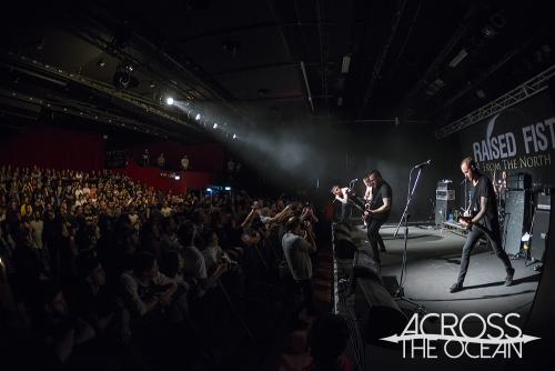 raised_fist_the_metro_16