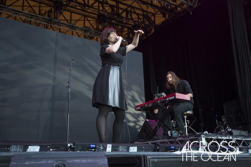 sarah_blasko_beat_the_drum_01