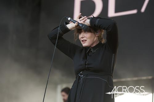 sarah_blasko_yours_and_owls_festival_02