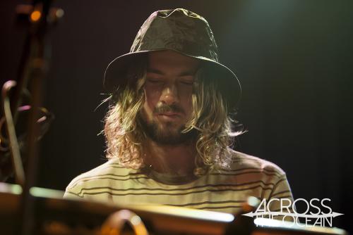 shining_bird_the_farmer_and_the_owl_02