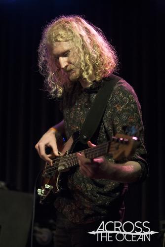 shining_bird_the_farmer_and_the_owl_06