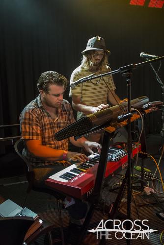 shining_bird_the_farmer_and_the_owl_12