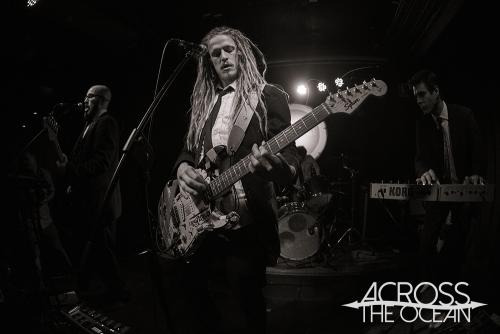 spectacles_fbi_social_09