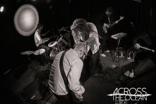 spectacles_fbi_social_17