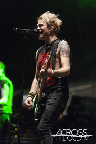 sum_41_download_festival_03