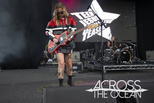 teen_jesus_and_the_jean_teasers_yours_and_owls_festival_2023_09