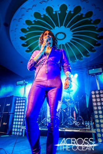 the_darkness_eatons_hill_hotel_04