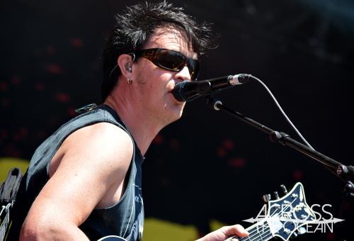 the_living_end_ian_bell_adelaide_soundwave_14_04