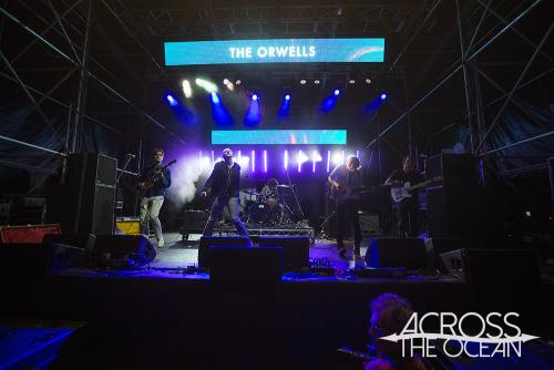 the_orwells_yours_and_owls_festival_08