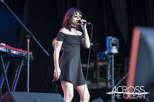 the_preatures_beat_the_drum_01