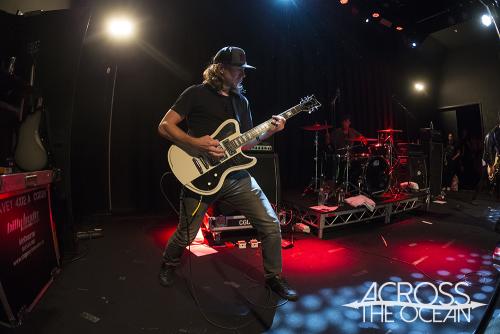 the_red_jumpsuit_apparatus_the_manning_bar_16