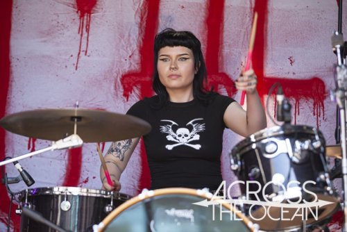 the_sweaty_bettys_yours_and_owls_festival_2023_04