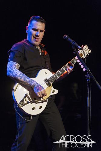 tiger_army_the_metro_03