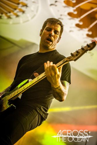 underoath_eatons_hill_hotel_04