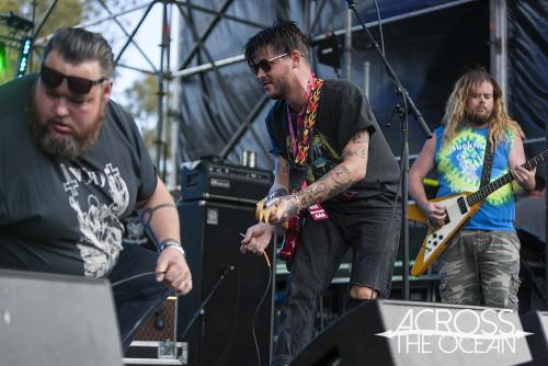 wavves_yours_and_owls_festival_08
