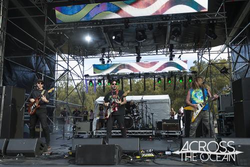 wavves_yours_and_owls_festival_20