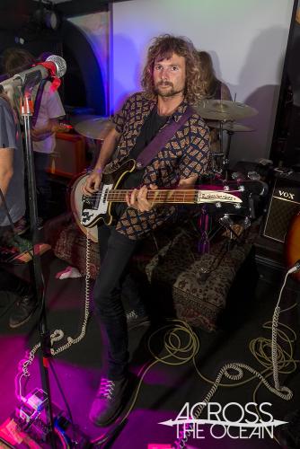 waxhead_the_world_bar_11