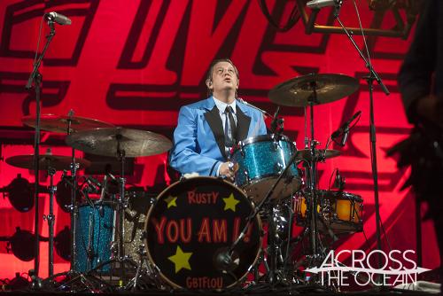 you_am_i_a_day_on_the_green_03