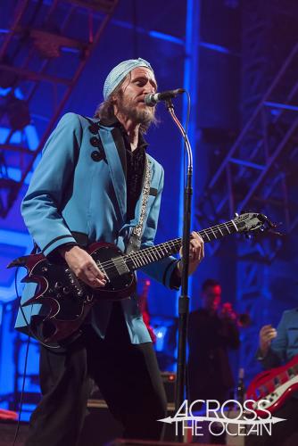 you_am_i_a_day_on_the_green_04