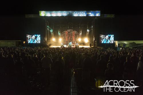 you_am_i_a_day_on_the_green_18