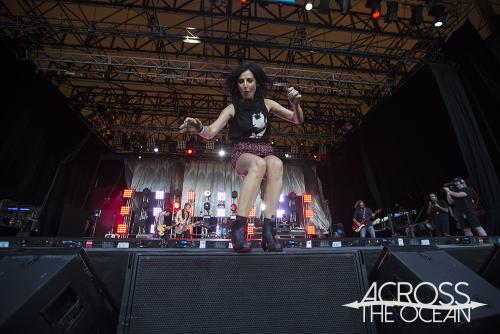 you_am_i_beat_the_drum_16