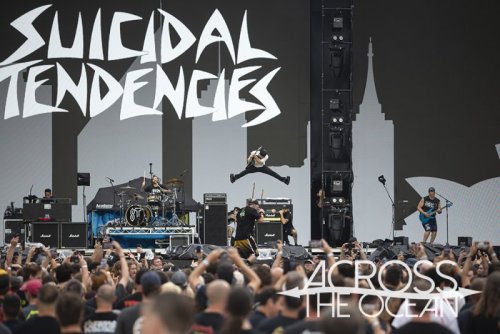 suicidal tendencies accor stadium 16
