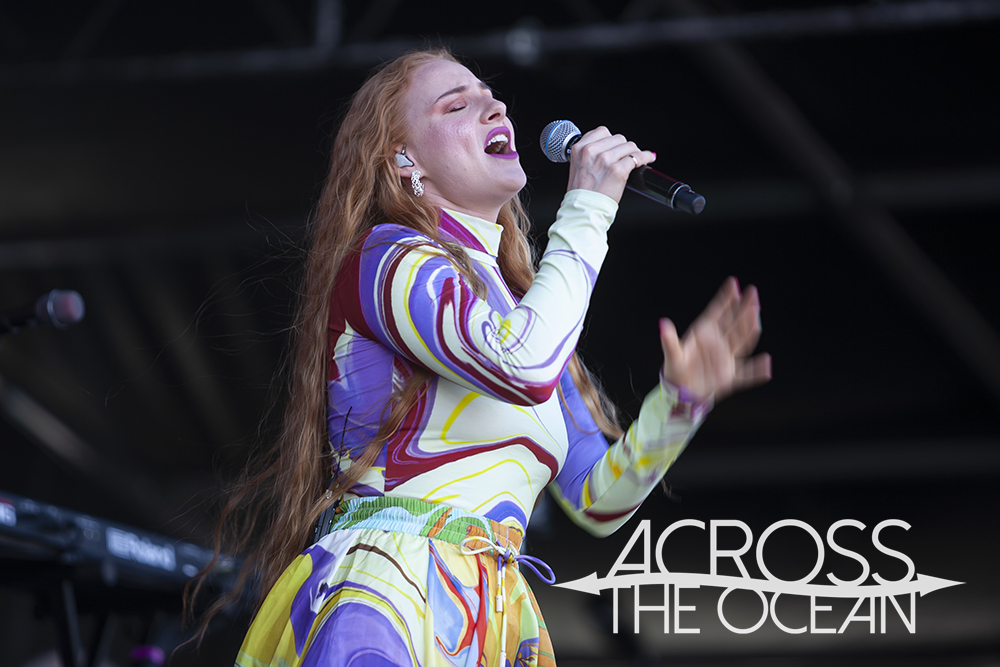 Vera Blue @ Yours And Owls Festival, October ’23 – Photos